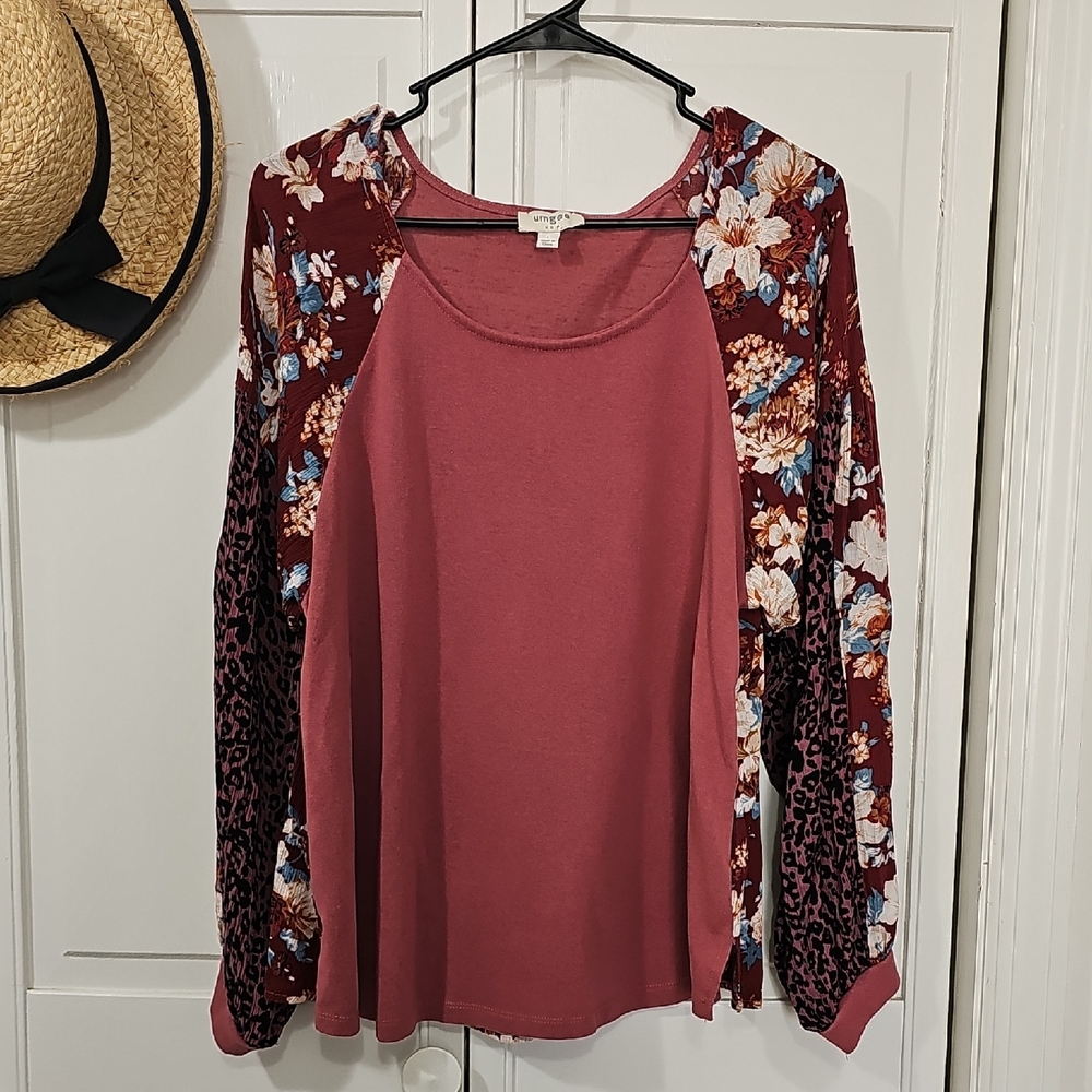 Umgee Pink Floral and Leopard Long Sleeve Top